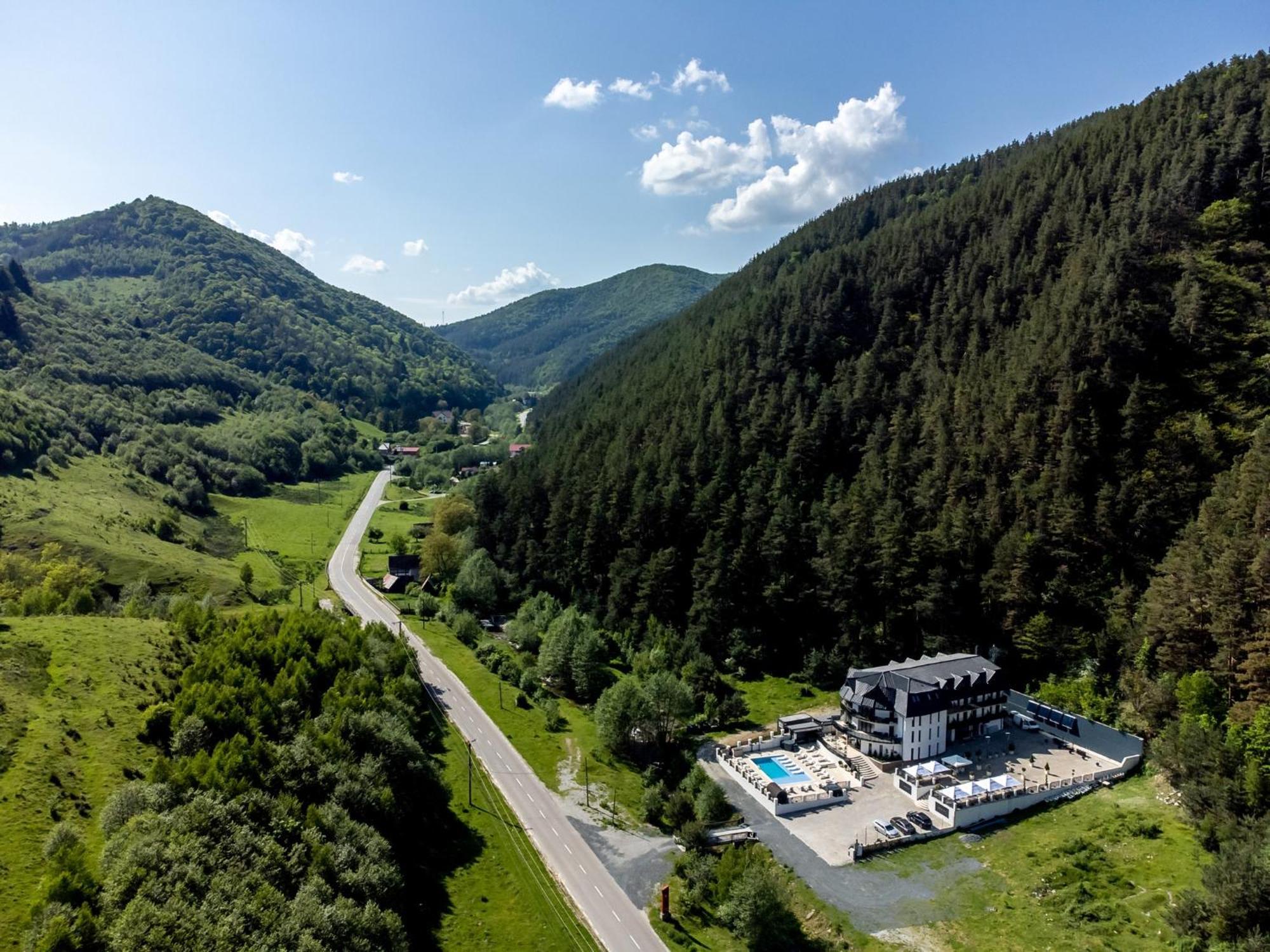 Carpentiere Arena Rasinari Exterior foto